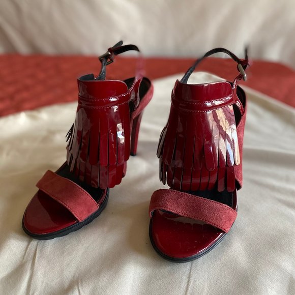 Calvin Klein Shoes - Calvin Klein red marin pump
